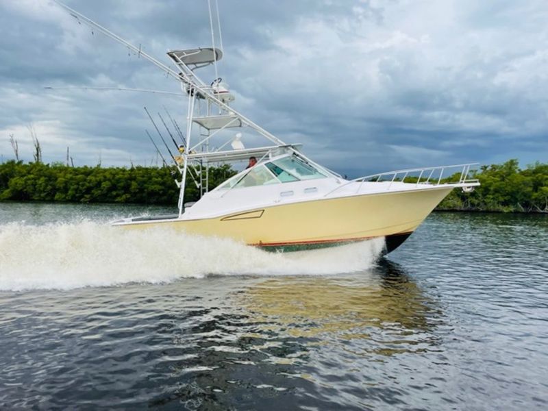 2004 Cabo 35 Express | 35.0ft 1